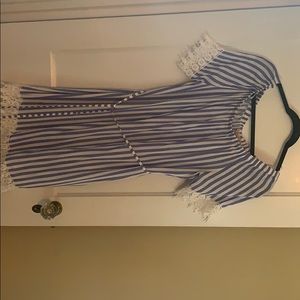 Esqualo blue and white dress with lace accents